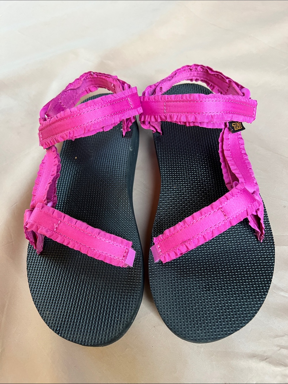 Teva Midform Ruffle Sandals size 7